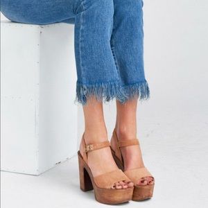 Steve Madden Lulla Chestnut Suede Platform Sandals